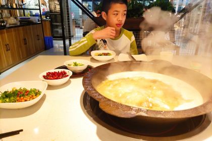 燚烧烤石锅鱼(老街店)