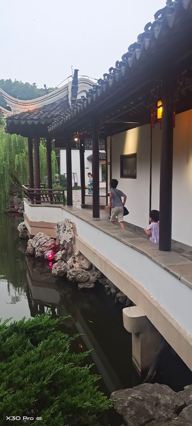 瞻園