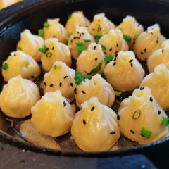 Niancai (yangguangshiji'aotelaisidian) User Photo