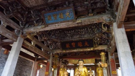 狮峰寺又称狮峰广化禅寺。位于福安市柏柱洋狮峰山麓：距县城30