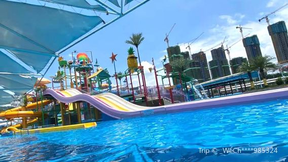 Сэндвич водного парка