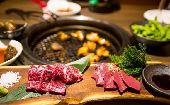 oumigyuuyakinikumusubi