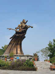 Thanh Giong monument