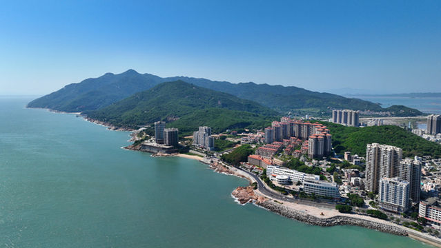 Qianjiang Bay