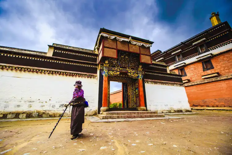 Hotel dekat Labuleng Temple