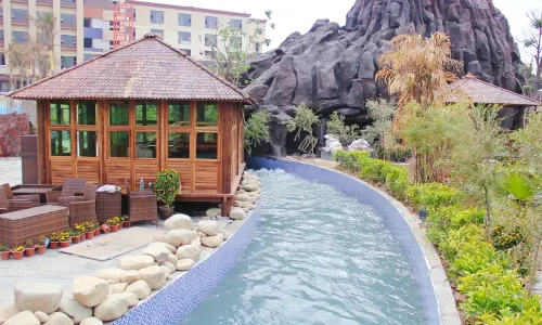 Jin Debao Kaiyue International Hot Spring Resort Hotel