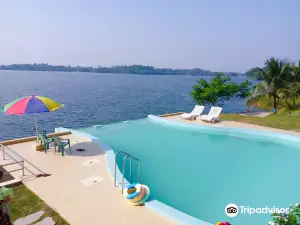 Kaptai Lake