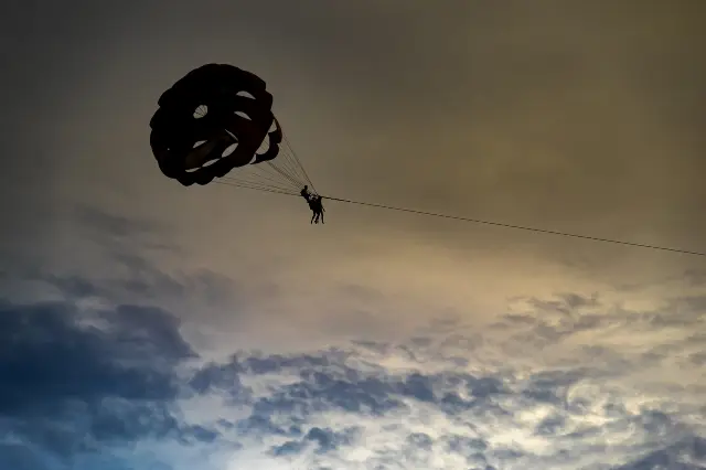 Parasailing in Phuket