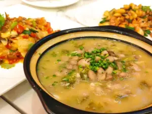 Popular Local Restaurants in Guanling