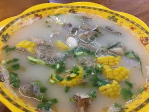 Fu rong ge mei shi guang chang