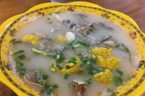 Fu rong ge mei shi guang chang