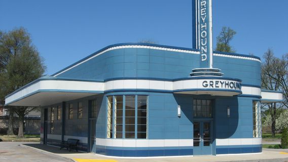 Greyhound: Bus Station