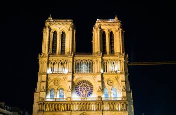 Top 12 Night Attractions in Paris