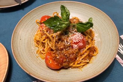 猛虎玫瑰·鲜花西餐厅(长嘉汇江景店)