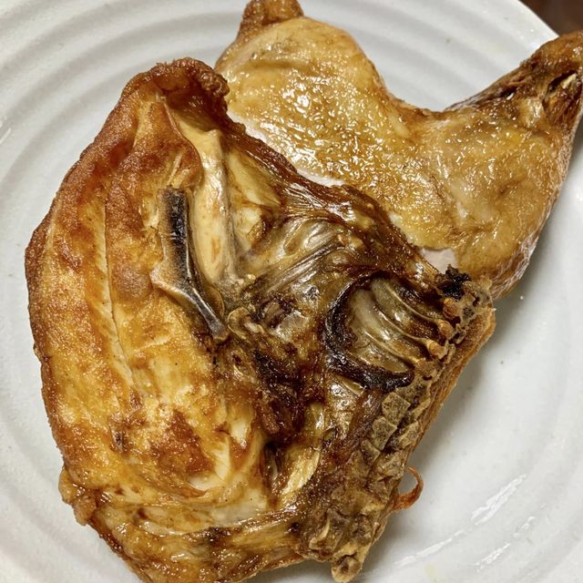 若鶏半身揚げ　けっぱる屋