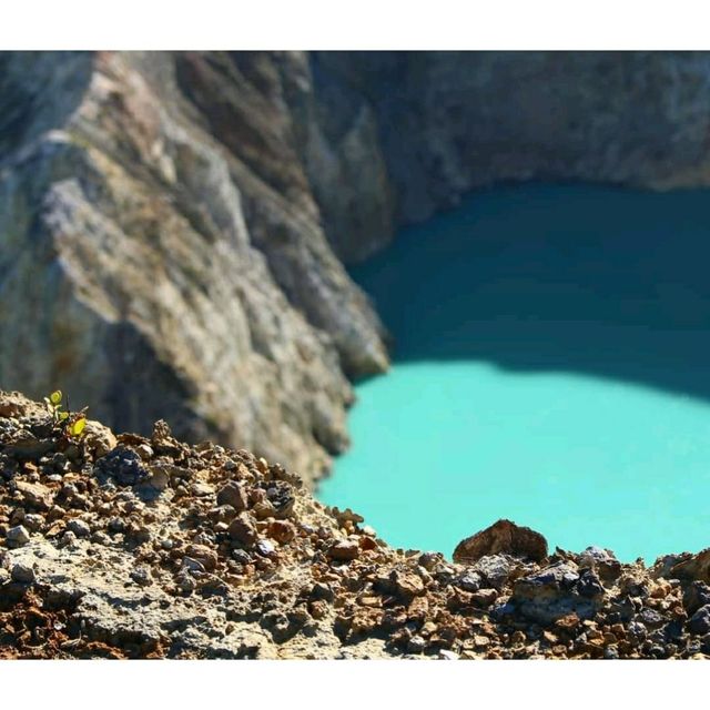 Kelimutu Crater Lakes