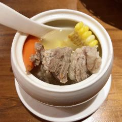 隔壁老王·家常云南菜(皇冠店) User Photo