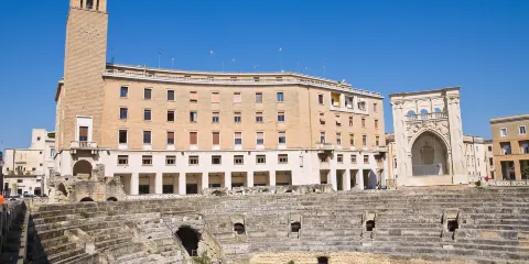 羅馬圓形劇場遺址