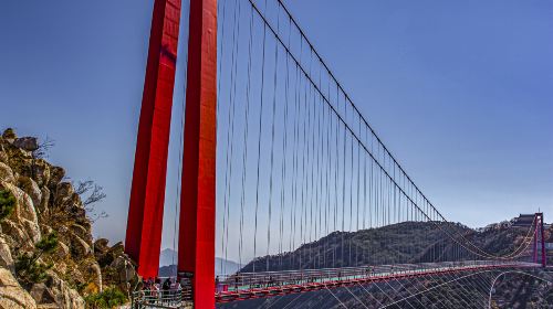 The World's First Pedestrian Glass Suspension Bridge