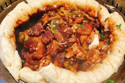 灶座小锅烀饼·铁锅炖(内蒙古总店)