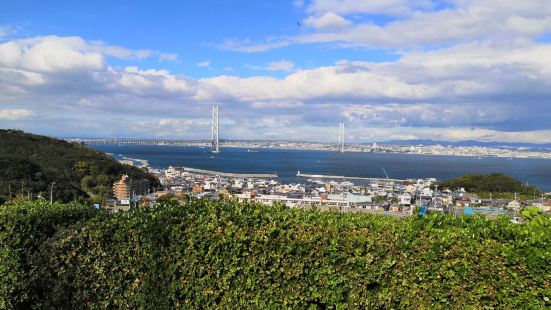 明石海峽大橋（Akashi Kaikyo Bridge）是日