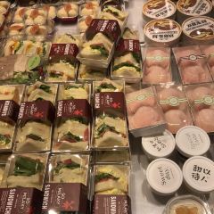 索米拉其(银泰店) User Photo