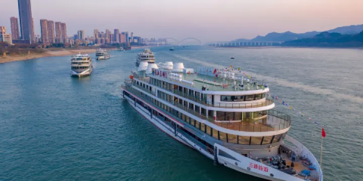 交運兩壩一峽遊船