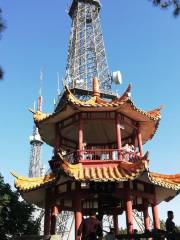 Yunfeng Pavilion, Baiyun Mountain