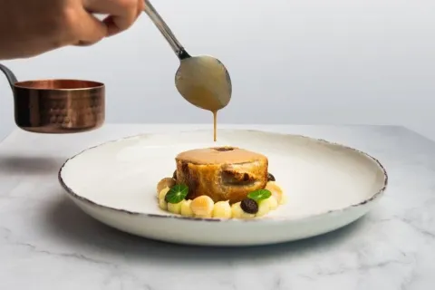 Aperitif Restaurant and Bar