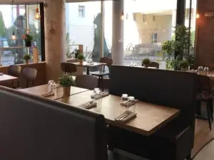 Pierres Et Gamelles
