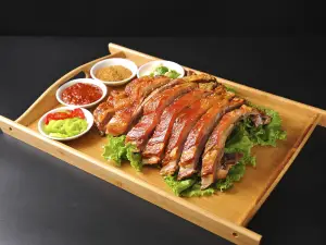 青草堂度假营地(张北草原天路店)·餐饮部