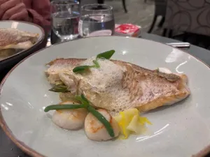 Apron Restaurant
