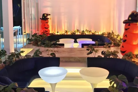 Mezzo bar & lounge