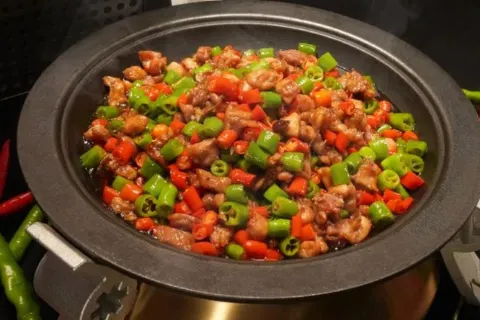 LIU YUE XUE GAN GUO