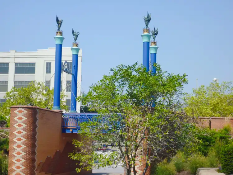 Hotels near Sawyer Point Park