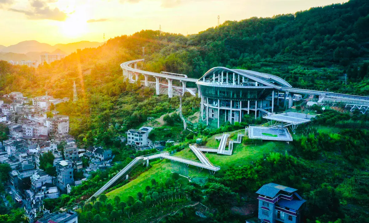 Fenghuang Maglev Sightseeing Express