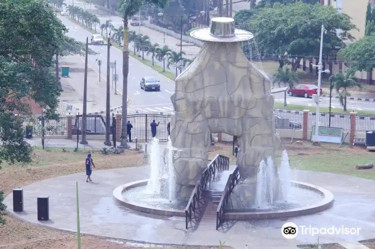 Hotels near Johnson Jakande Tinubu (JJT) Park