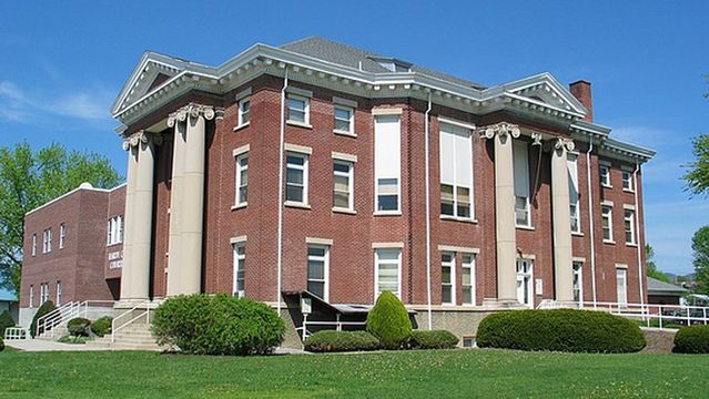 Moorefield Historic District