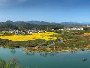 Scenic Area of Yueliangwan