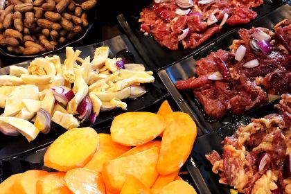 Tian shu zhe Barbecue (xiang yang da jie)