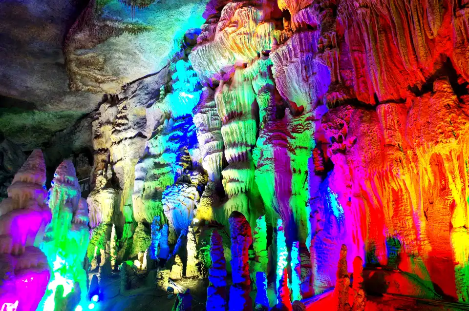 2_Tai'an Underground Dragon Palace
