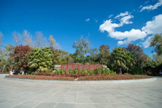 洱海月湿地公園周辺のホテル
