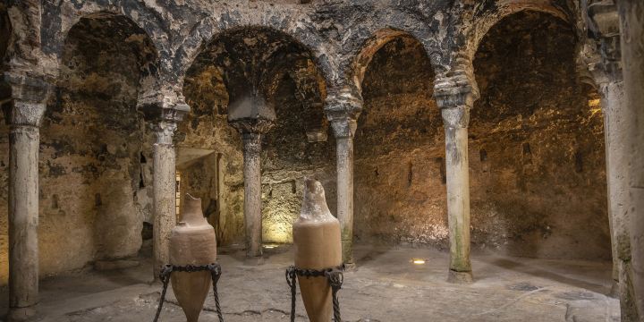 Banys Arabs (Arab Baths)