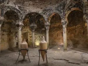 Banys Arabs (Arab Baths)