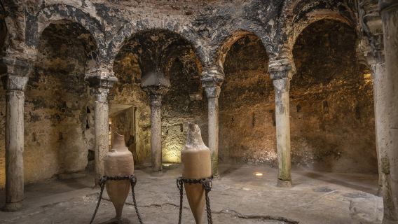 Banys Arabs (Arab Baths)