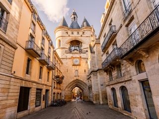 billet d'avion Nîmes Bordeaux