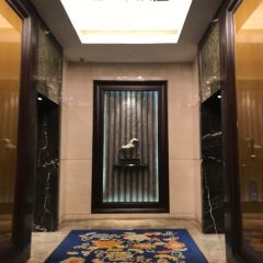 呼和浩特香格里拉大酒店·馨咖啡海鲜自助 User Photo