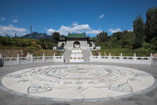 Отели с услугой Номер с балконом в г. Цзиюань