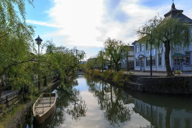 深山イギリス庭園周辺のホテル