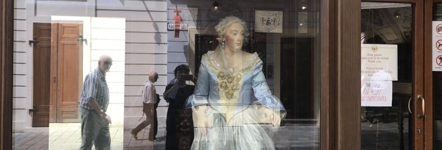 Zeppelin Cafe and Souvenirs